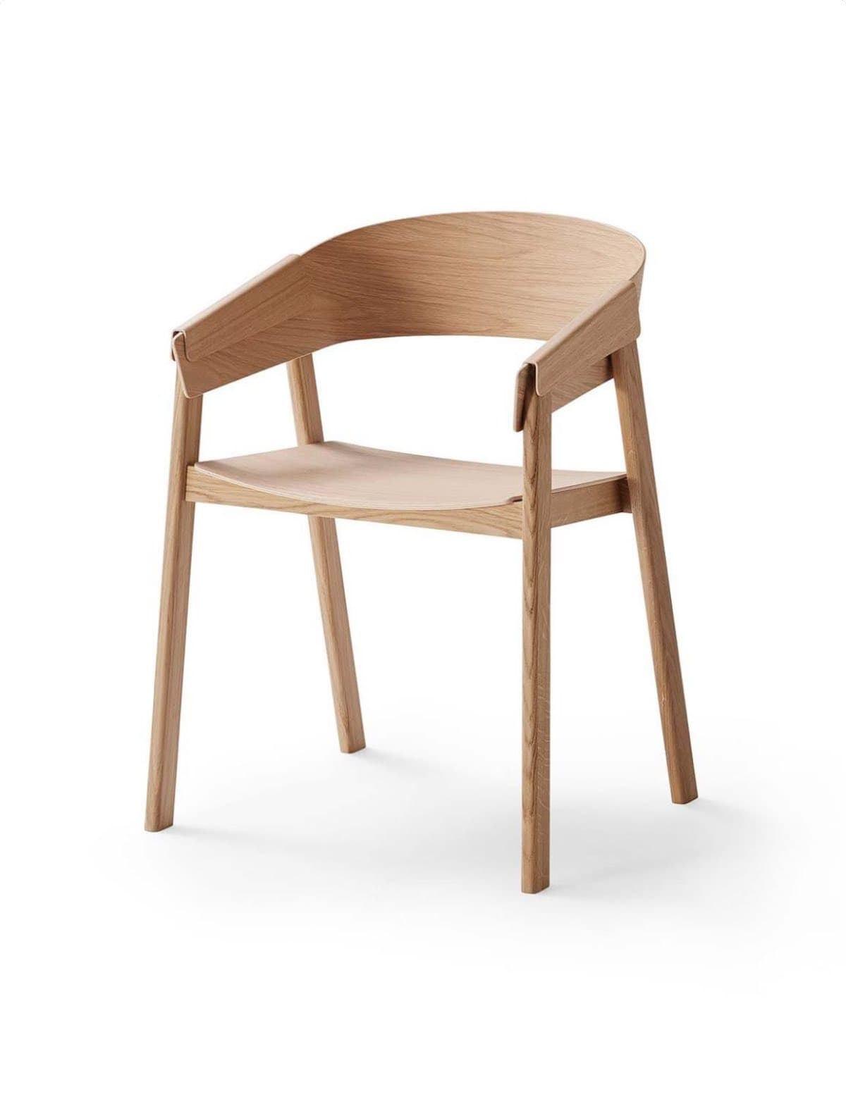 Chaise en bois massif